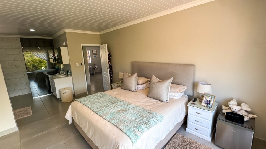4 Bedroom Property for Sale in Dana Bay Western Cape